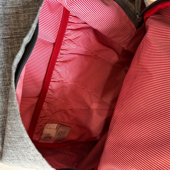 Herschel Supply Co‎ Gray Backpack Red Stripe Lining School Travel Book Bag - Picture 5 of 12